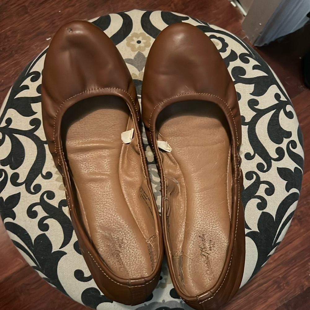 Women’ flats